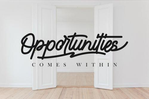 Alvaro Handwritten Font 7