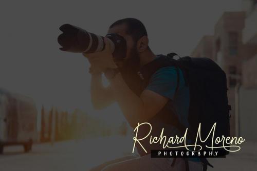 Chandelle Signatures Script Font 4