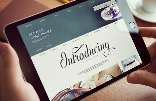 Indulge Script Font 4