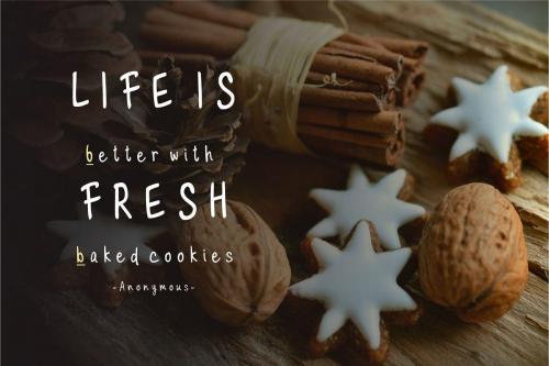 Milky Cookies Script Font 2