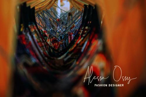 Sallita Script Font 2