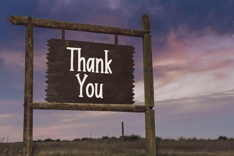 Honeybae – Fun Display Font 4