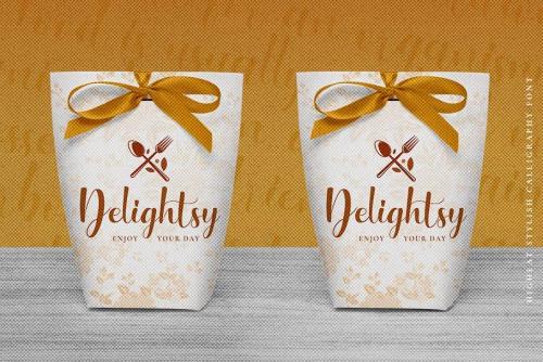 Higheat Stylish Calligraphy Font 3