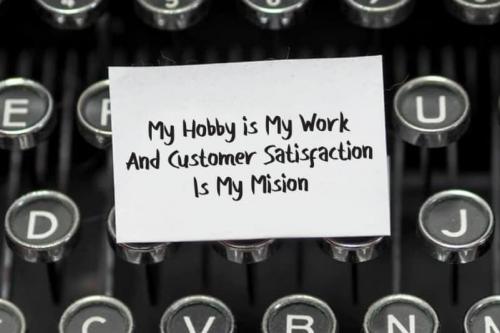 Scratch House Brush Font 1