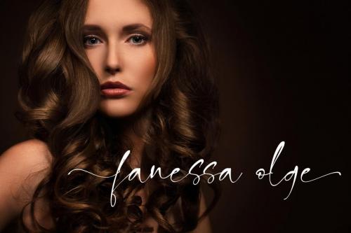 Snowland Natural Handwritten Script Font 2