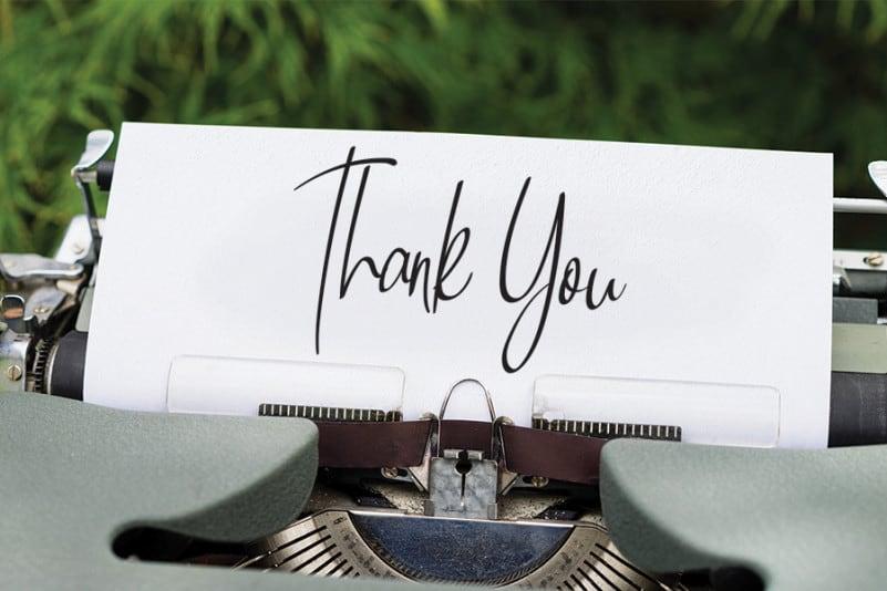 Eidelweis Signature Script Font  4