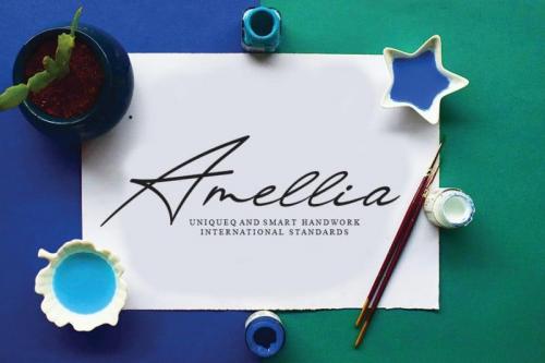 Clover Flower Handwritten Font 2