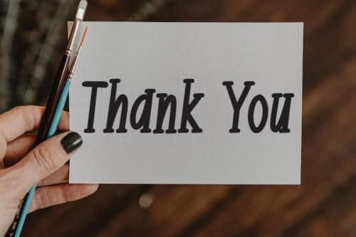 Dellia Flower Display Font  4