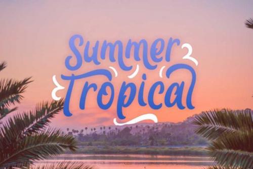 Freak Chicken Font  1