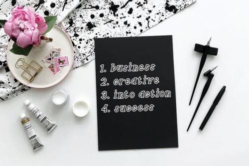 Huge Muge Handwritten Font 2