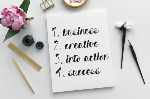 Kangaroo Paw Script Font 2