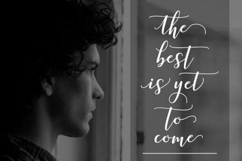 Kissita Script Font 2