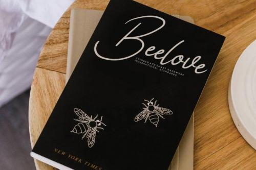 Mellonia Handwritten Font 1