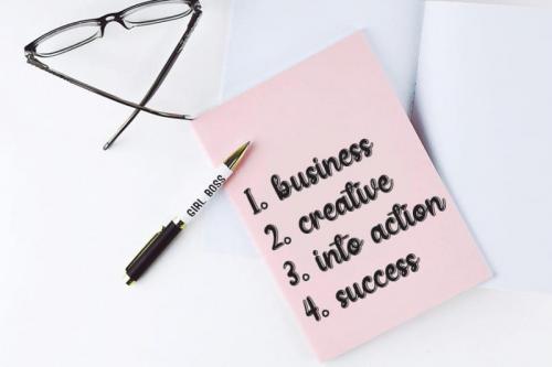 Minnesota Handwritten Font 2