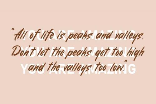 Nurani Script Font 1