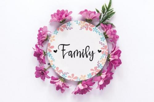 Peony Flower Script Font 2