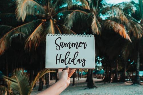 Poppy Flower Script Font 1