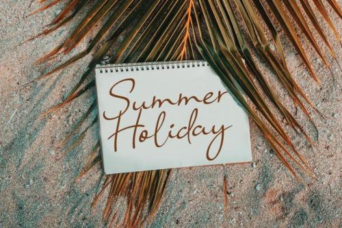 Rilly Moments Handwritten Font  3