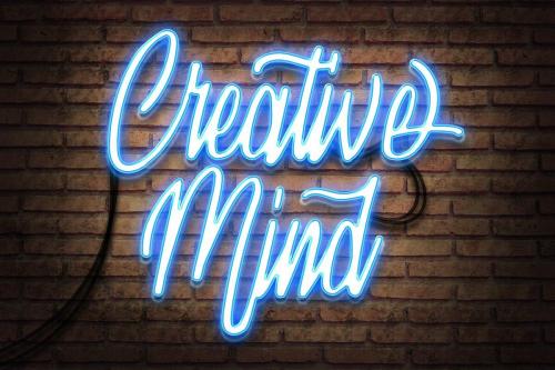 Spydolls Script Font  3