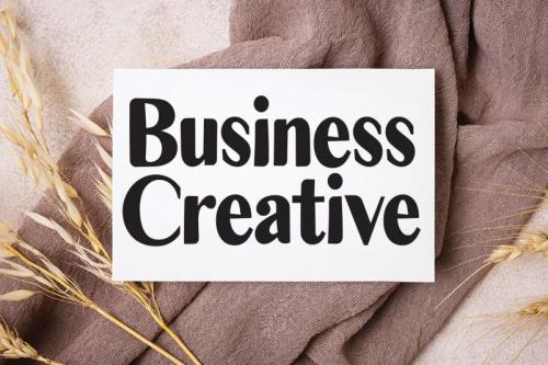 Water Lily Display Font 2