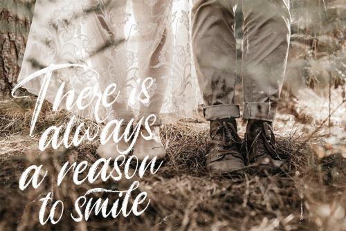 Angelicy Textured Brush Font 11