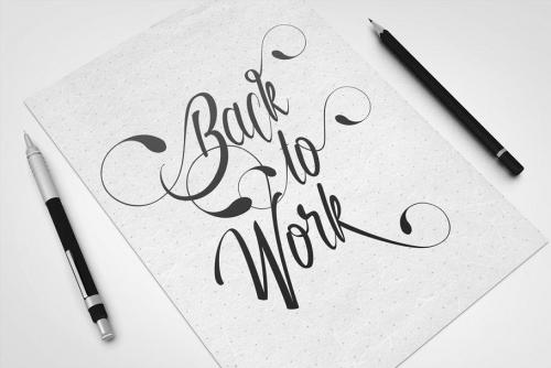 Autumn Flower Script Font 3