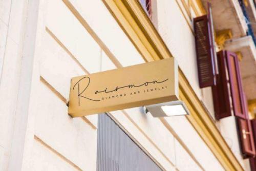 Bhalbino Signature Font 7