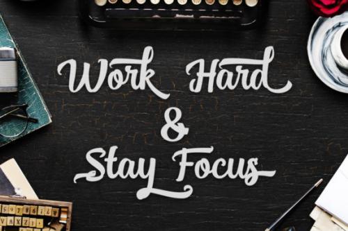 Break Stones Script Brush Font 10