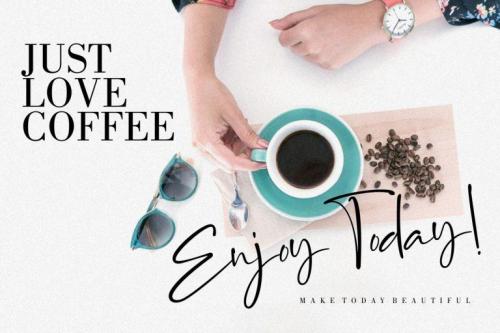 Brittanya Goldenite Handwritten Font 2