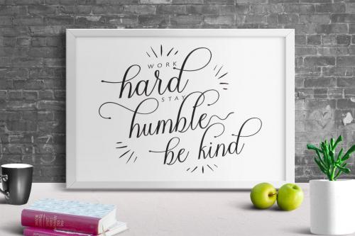 Charmington Script Font 3