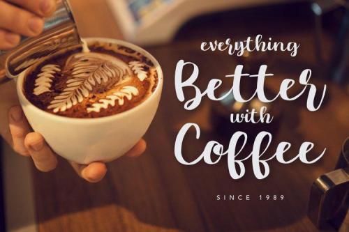 Chasy Beauty Calligraphy Font 1