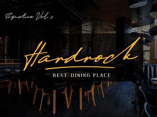 Daniels Signature Font 9