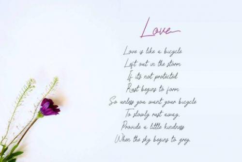 Ghivton Signature Font  8