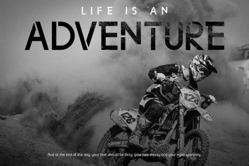 Ghostlike Sans Serif Font 6