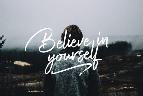 Harista Brush Font 7