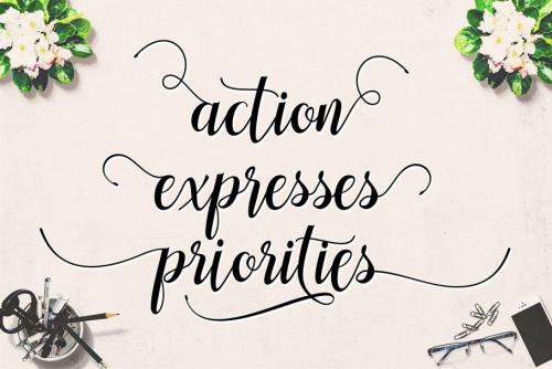 Hellifa Script Font 4