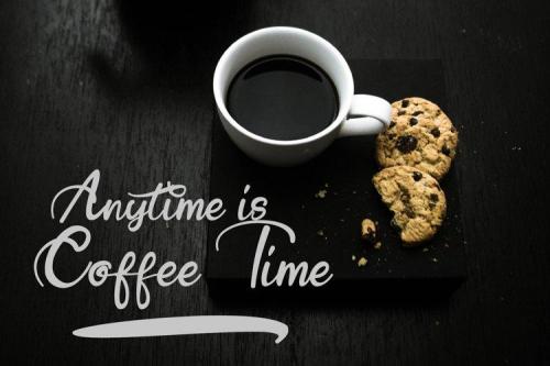 Hobenshaw Script Font 5