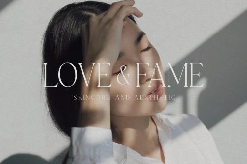 Laterlocks All Caps Ligature Serif Typeface 8