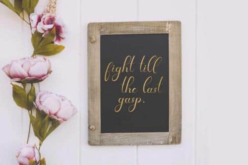 Lauliya Calligraphy Font 5