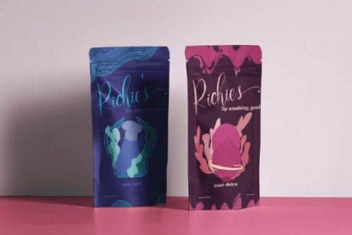 Loffers Calligraphy Script Font 6