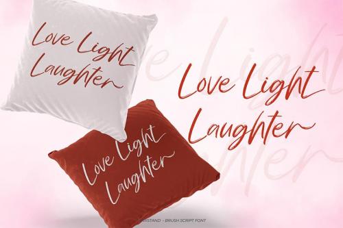 Maristand Brush Font 4