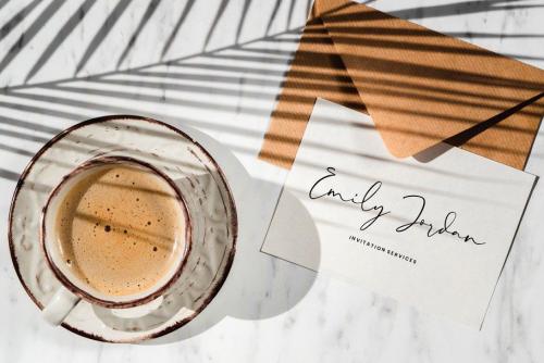 Paris Tonight Signature Font  7