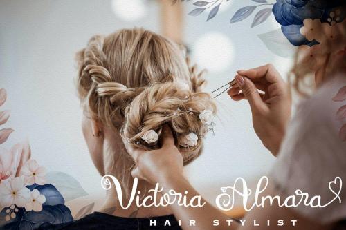 Rathury Decorative Script Font  5