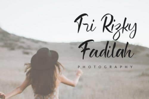 Rusty Frozee Script Font 6