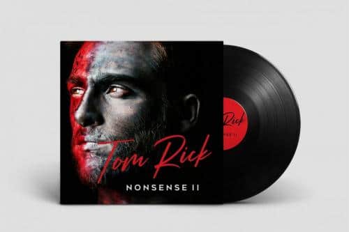 Strude Script Font 2