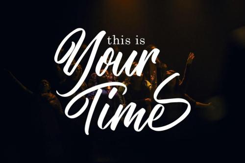 The Hamburg Script Font 8