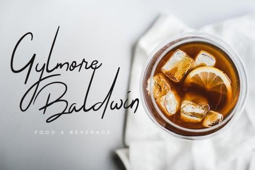 The Jacklyn Signature Font 2