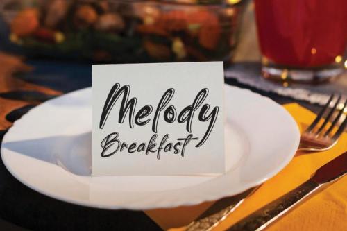 Welcome Creative Script Font 2