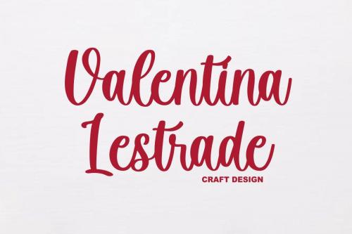 Winter Creative Handwritten Script Font 4