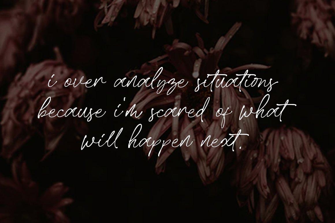 Easthallow Handwritten Font 4